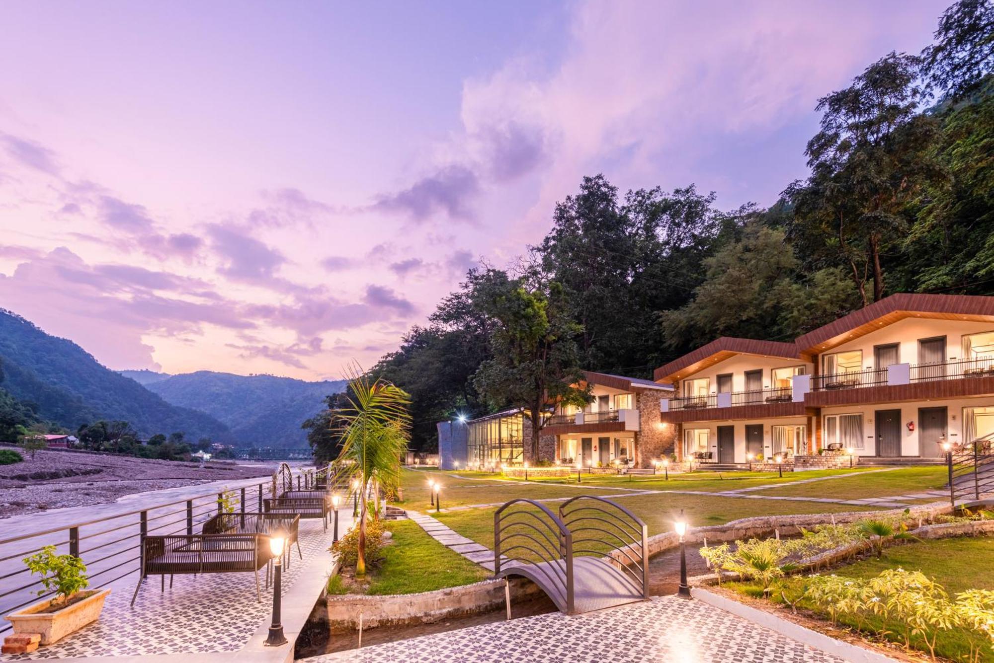 Dls Divine River Resort And Spa, Rishīkesh Exterior foto