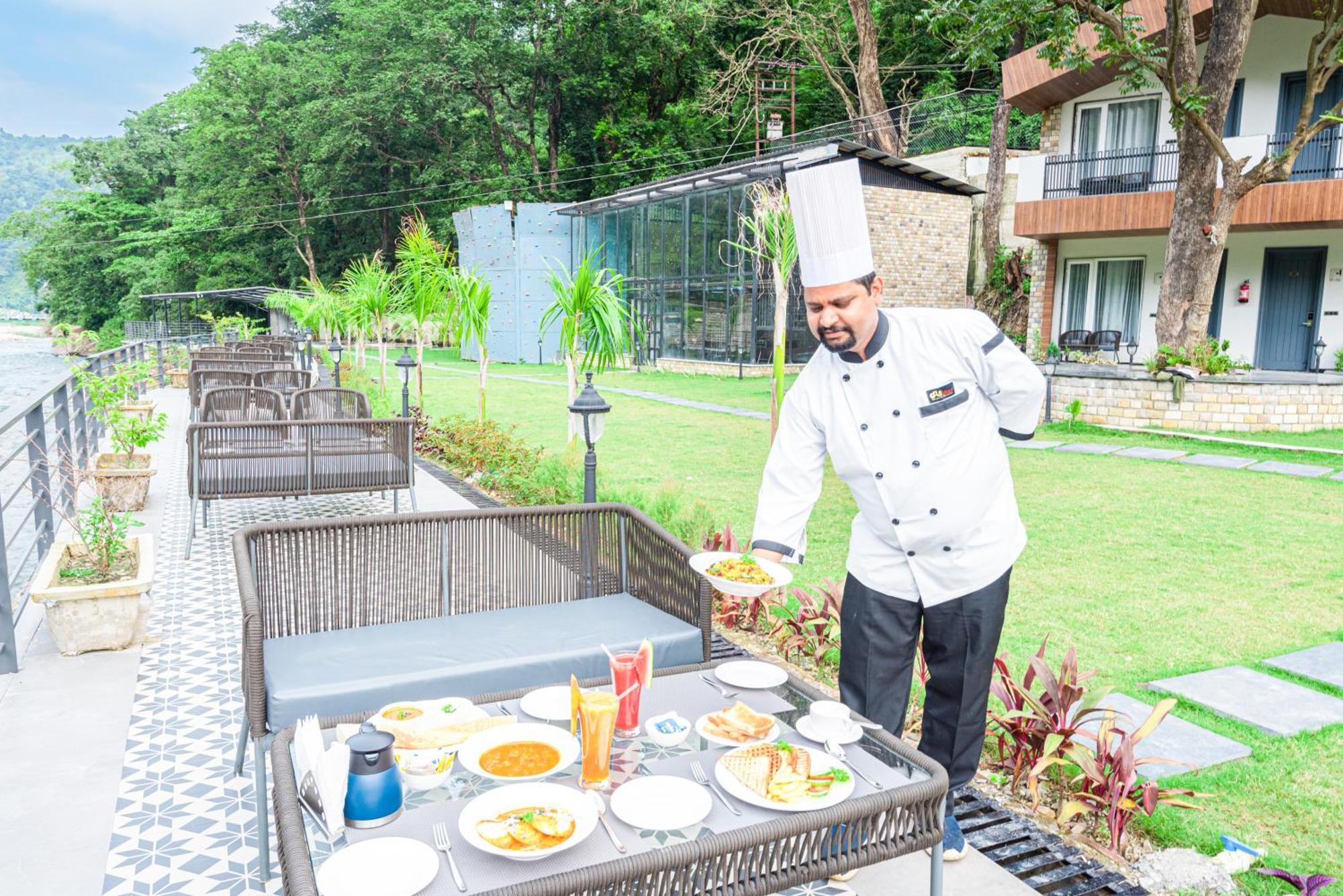 Dls Divine River Resort And Spa, Rishīkesh Exterior foto