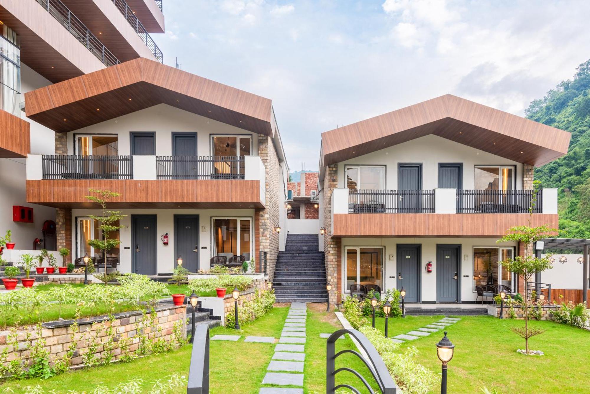 Dls Divine River Resort And Spa, Rishīkesh Exterior foto
