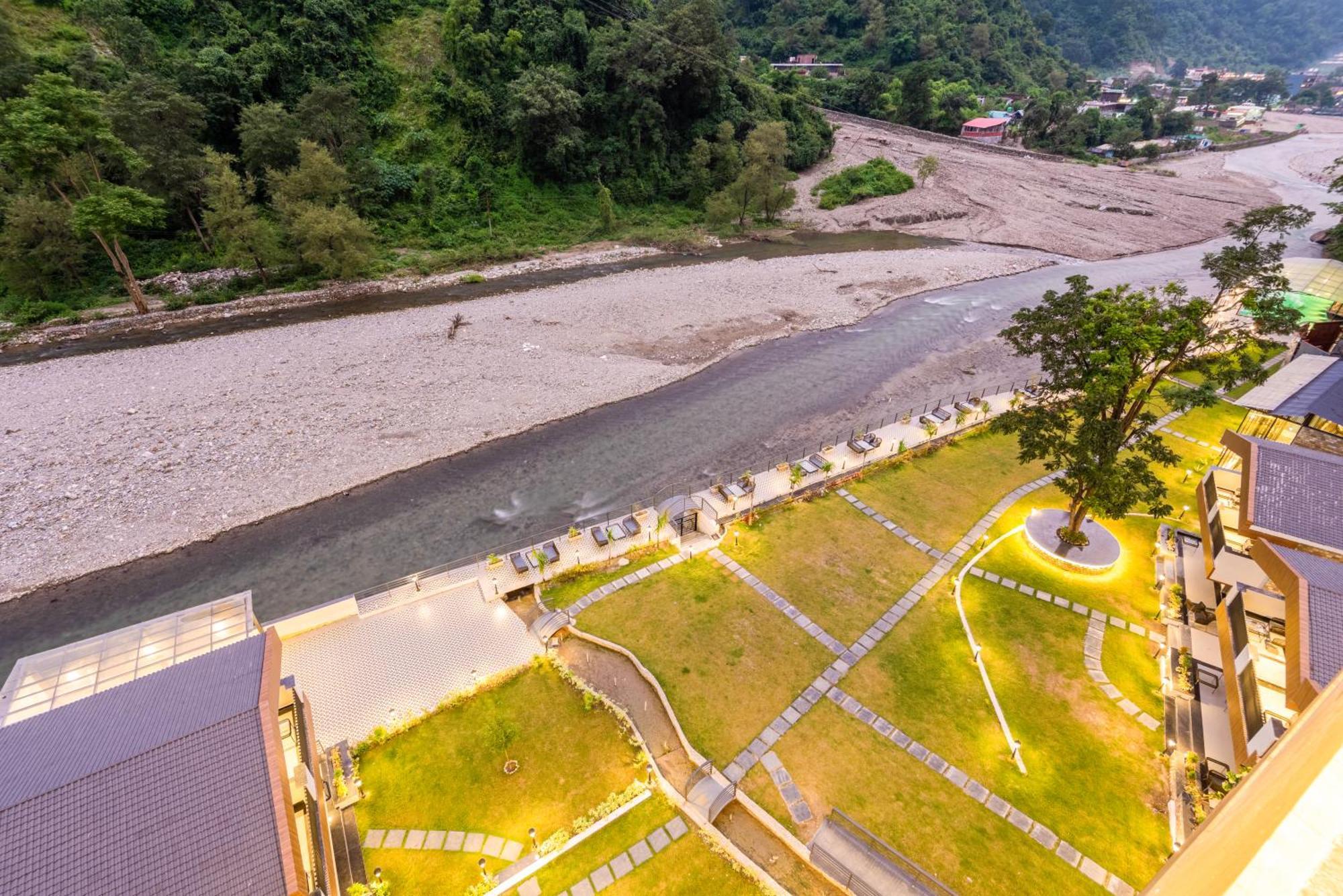 Dls Divine River Resort And Spa, Rishīkesh Exterior foto