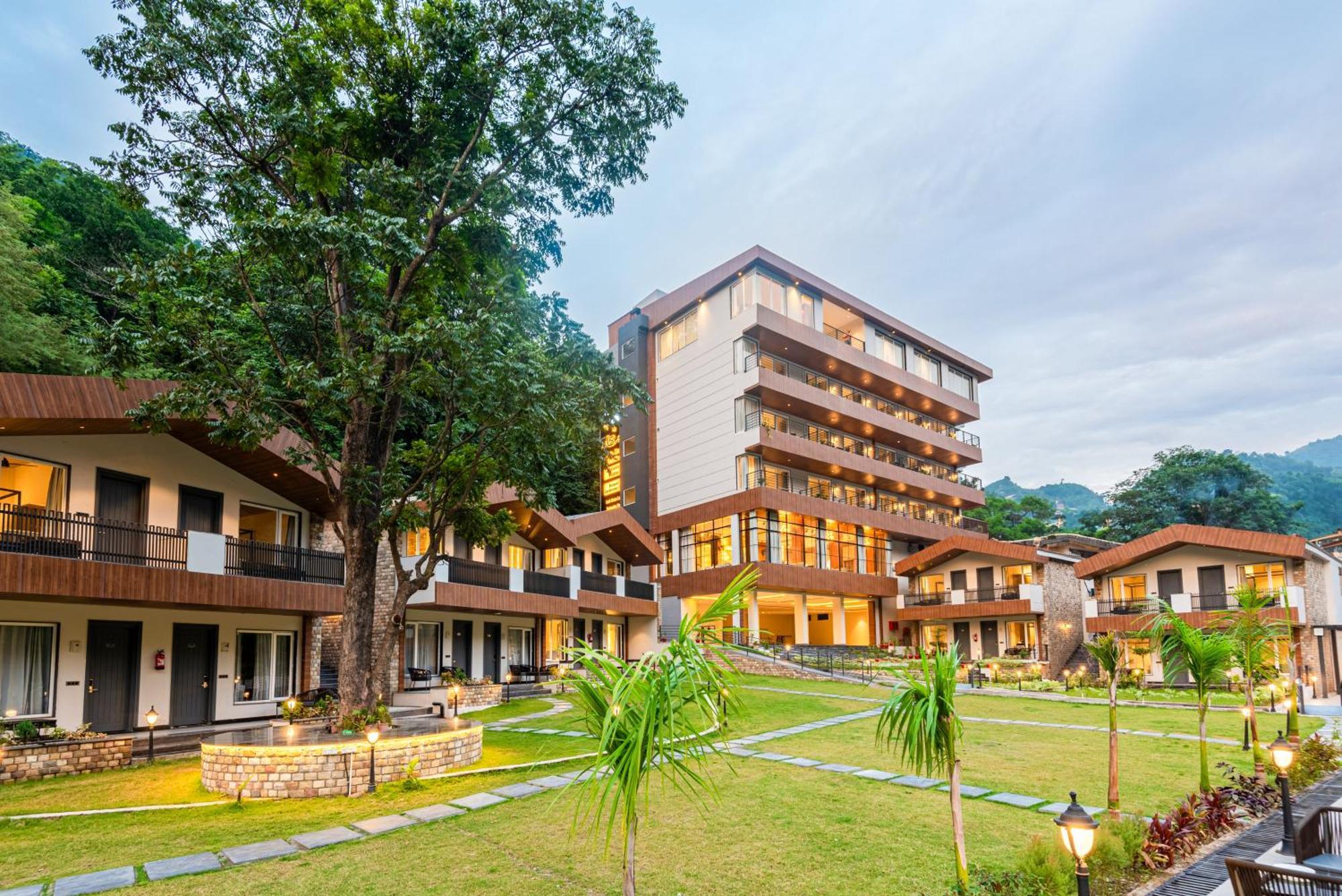Dls Divine River Resort And Spa, Rishīkesh Exterior foto